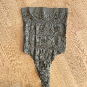 URBAN OUTFITTERS Strapless Olive Green Bodysuit - M